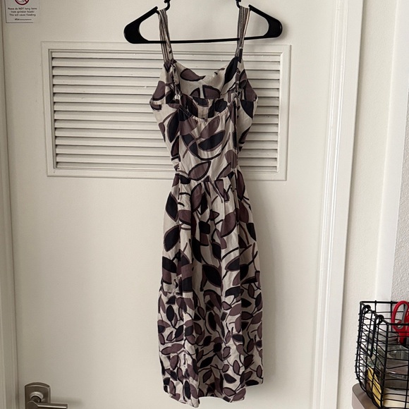 BCBG Max Azria 100% silk Purple Leaf Print Dress - Picture 2 of 8